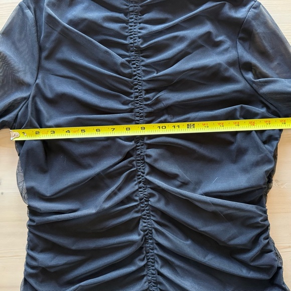 DKNY Women's Black Mock-Neck Long-Sleeve Ruched Mesh Top Size L - Picture 3 of 8